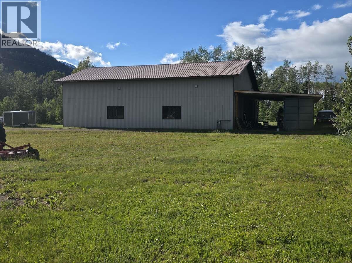1055 HUDSON BAY MOUNTAIN ROAD, Smithers