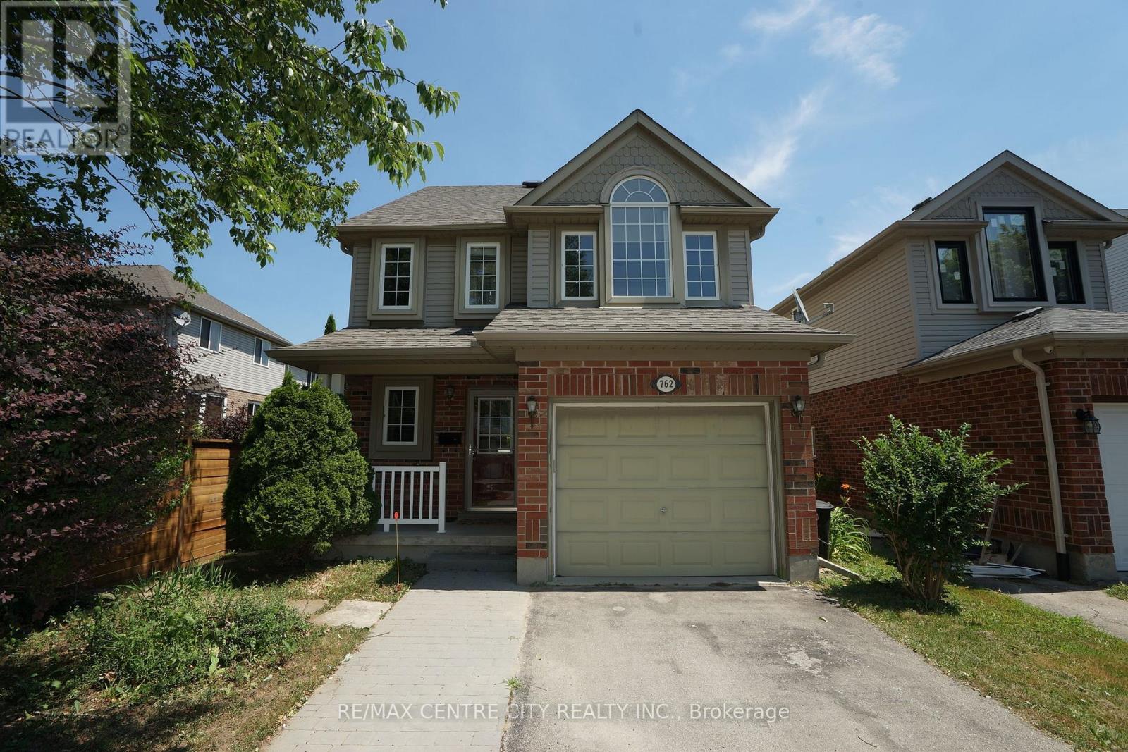 762 BLACKSMITH STREET - 1