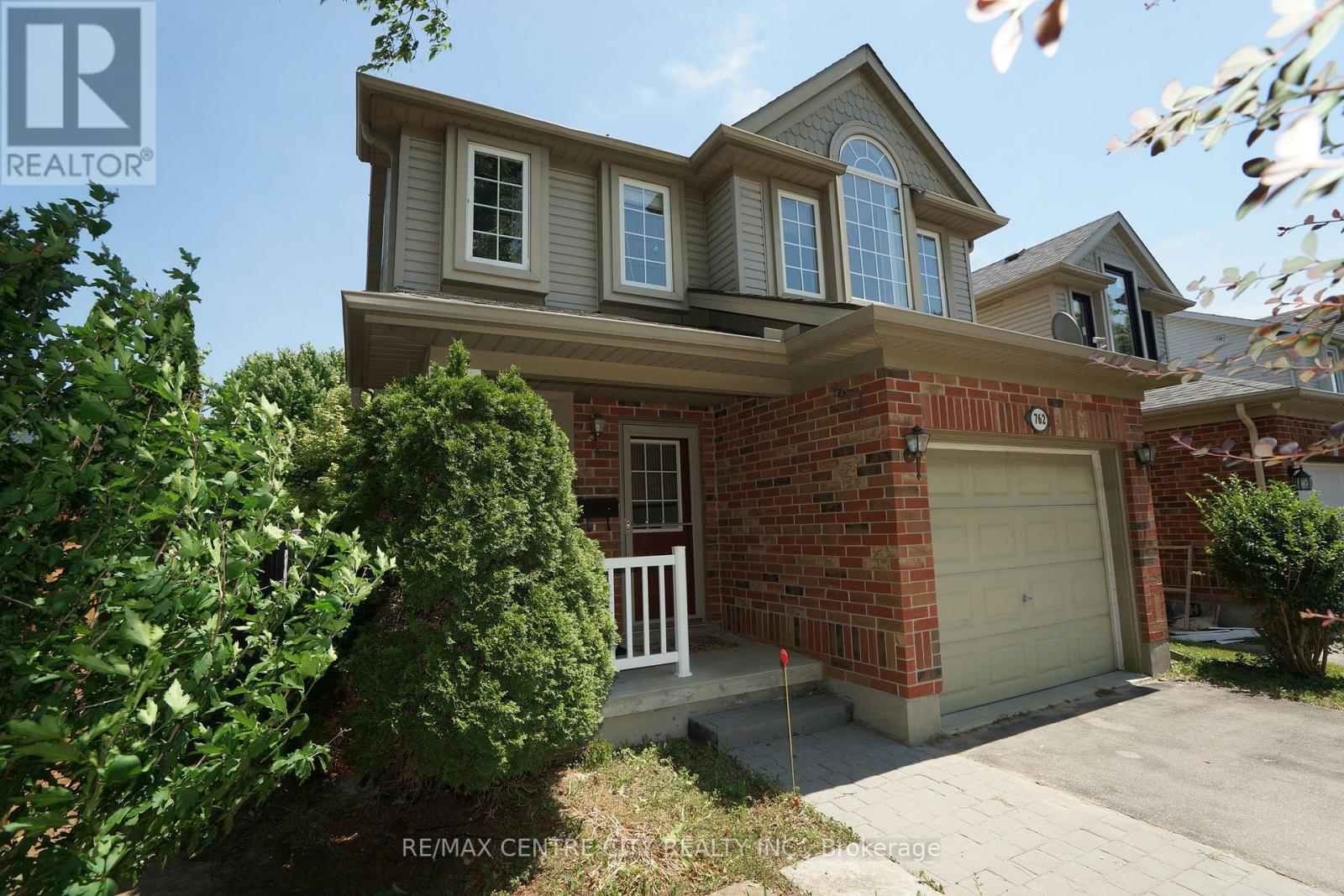 762 BLACKSMITH STREET - 2