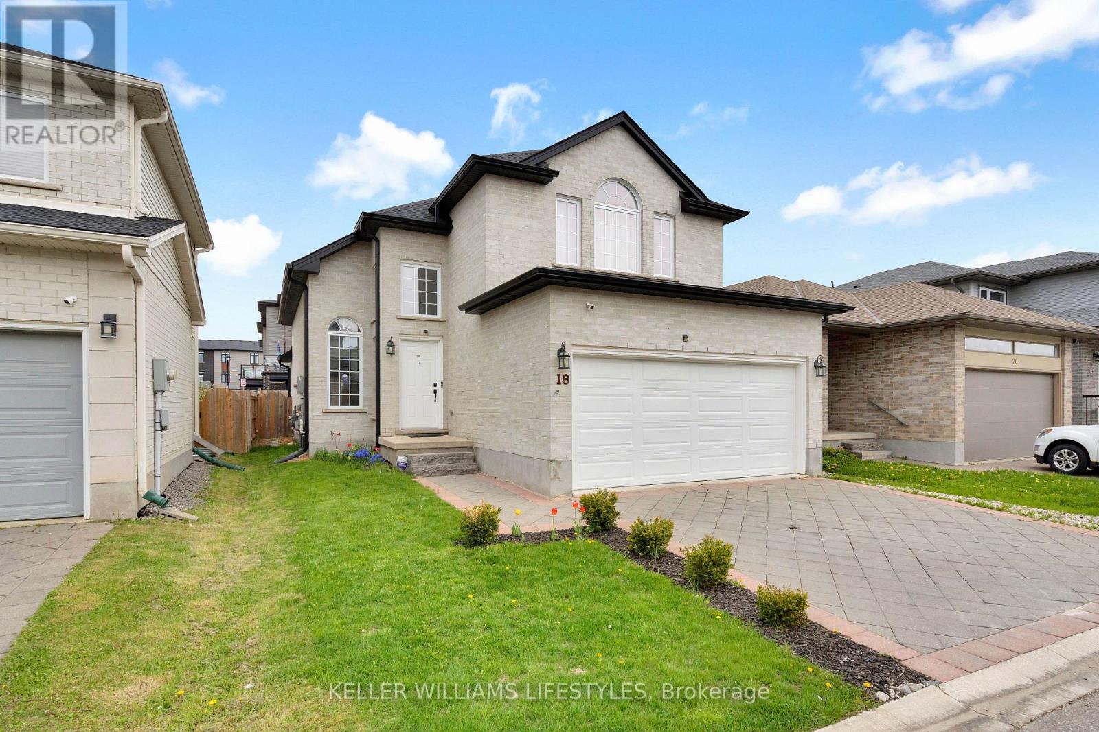 #18 3270 SINGLETON AVENUE - 1