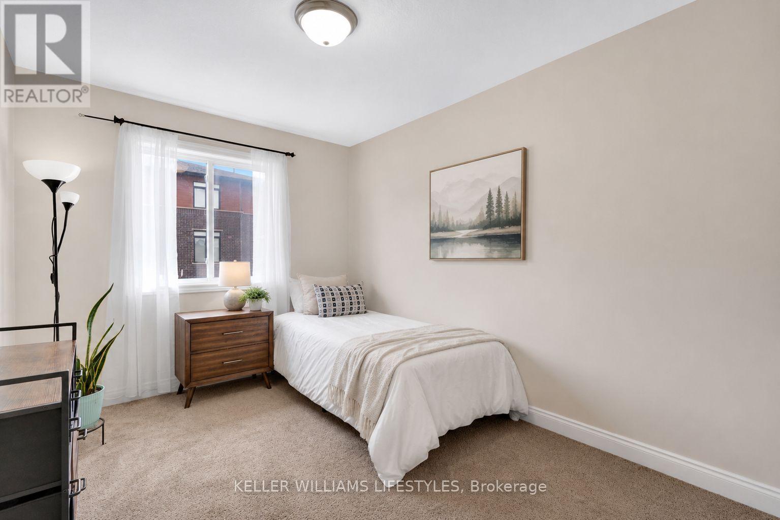 #18 3270 SINGLETON AVENUE - 28