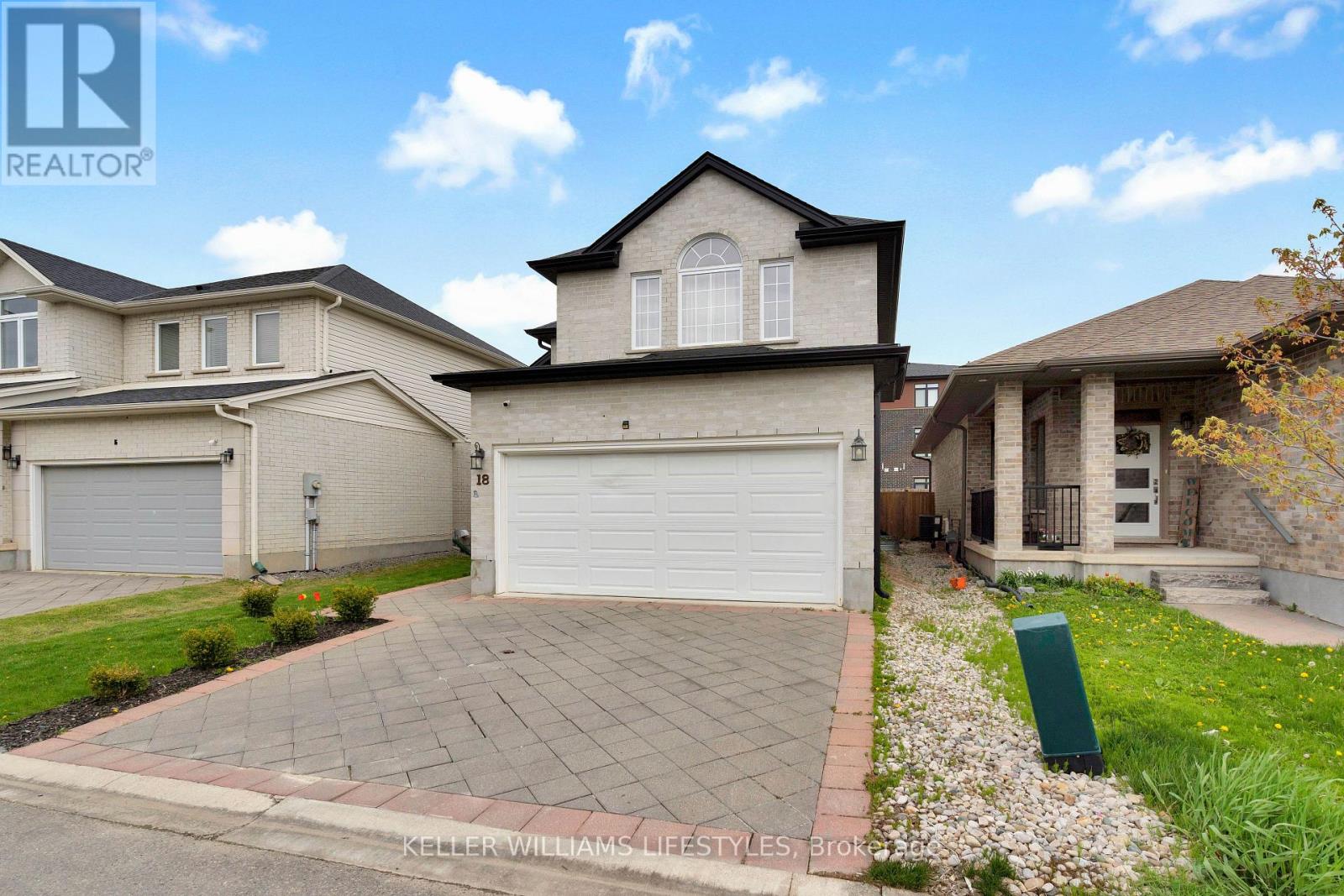 #18 3270 SINGLETON AVENUE - 3