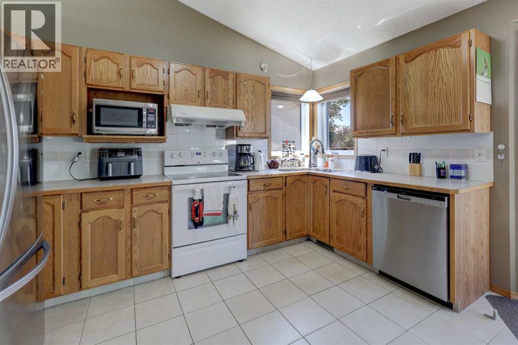 96 Hawktree Close NW - Image 5