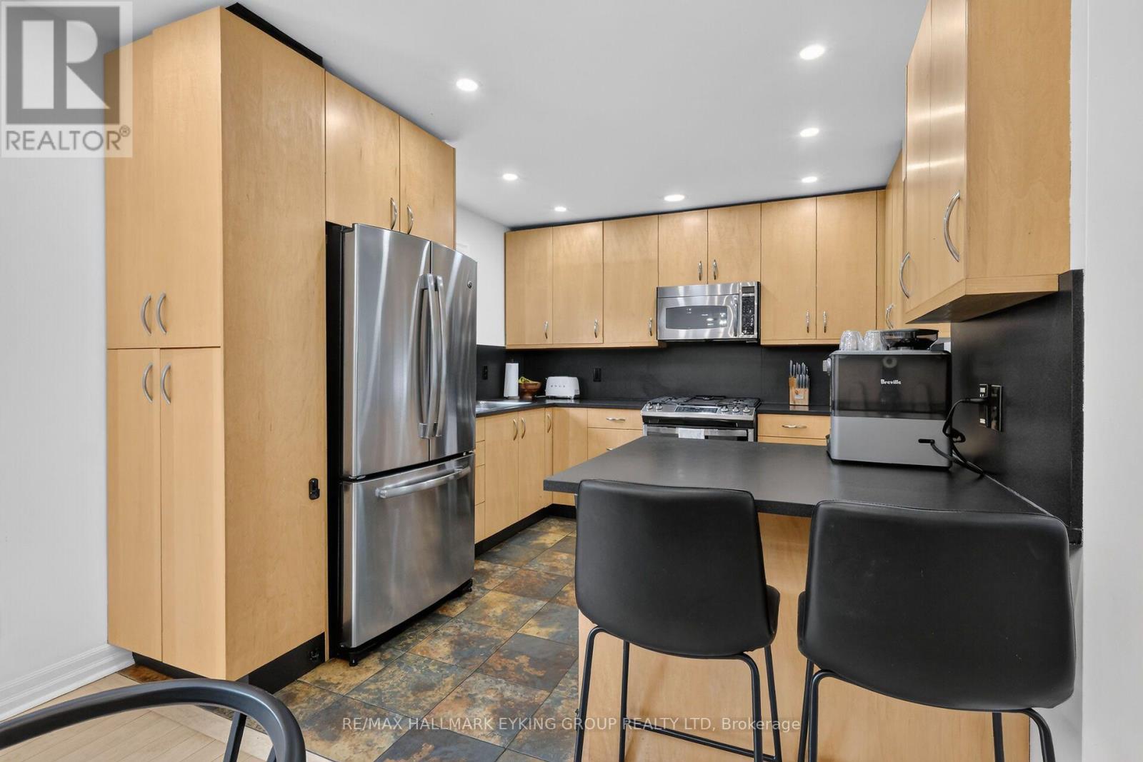 20 BELGRAVE ROAD - 13