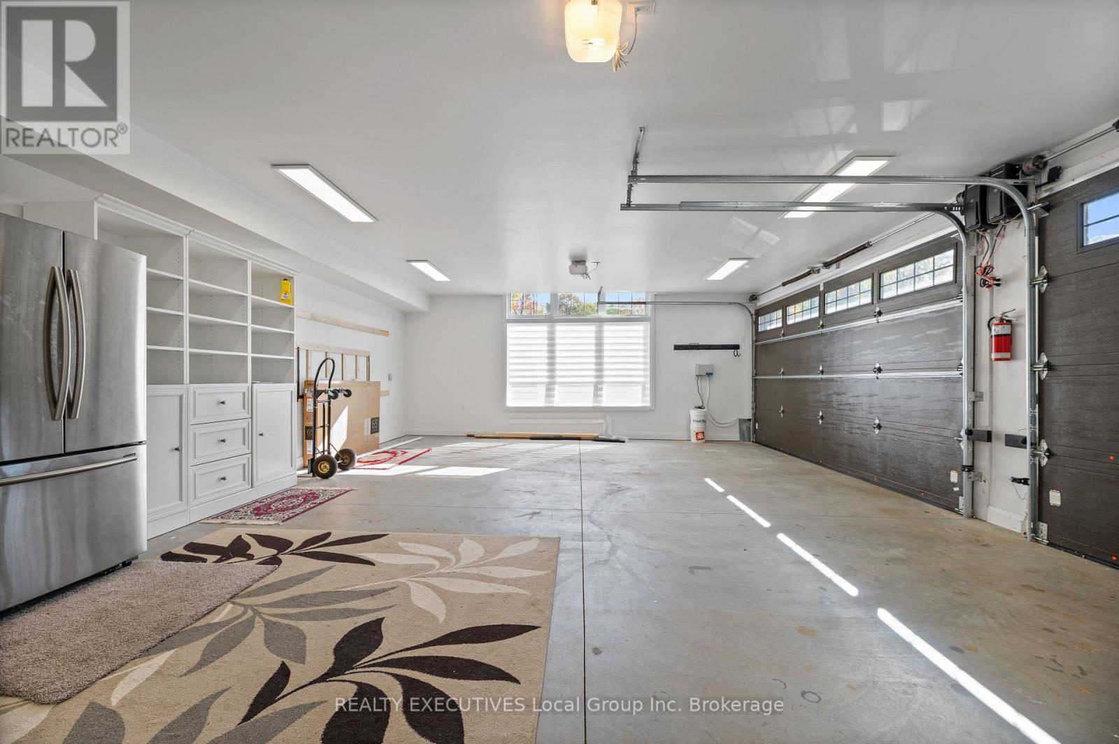 34 SUNRISE BAY DRIVE - Image 38