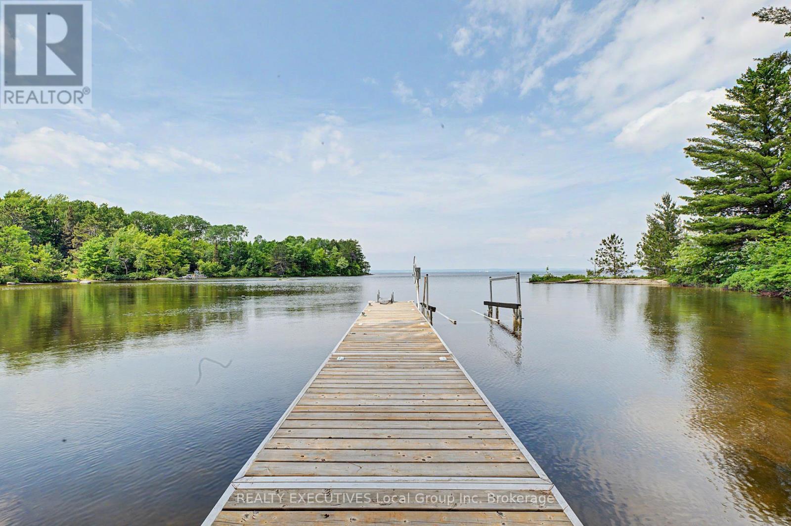 34 SUNRISE BAY DRIVE - Image 45