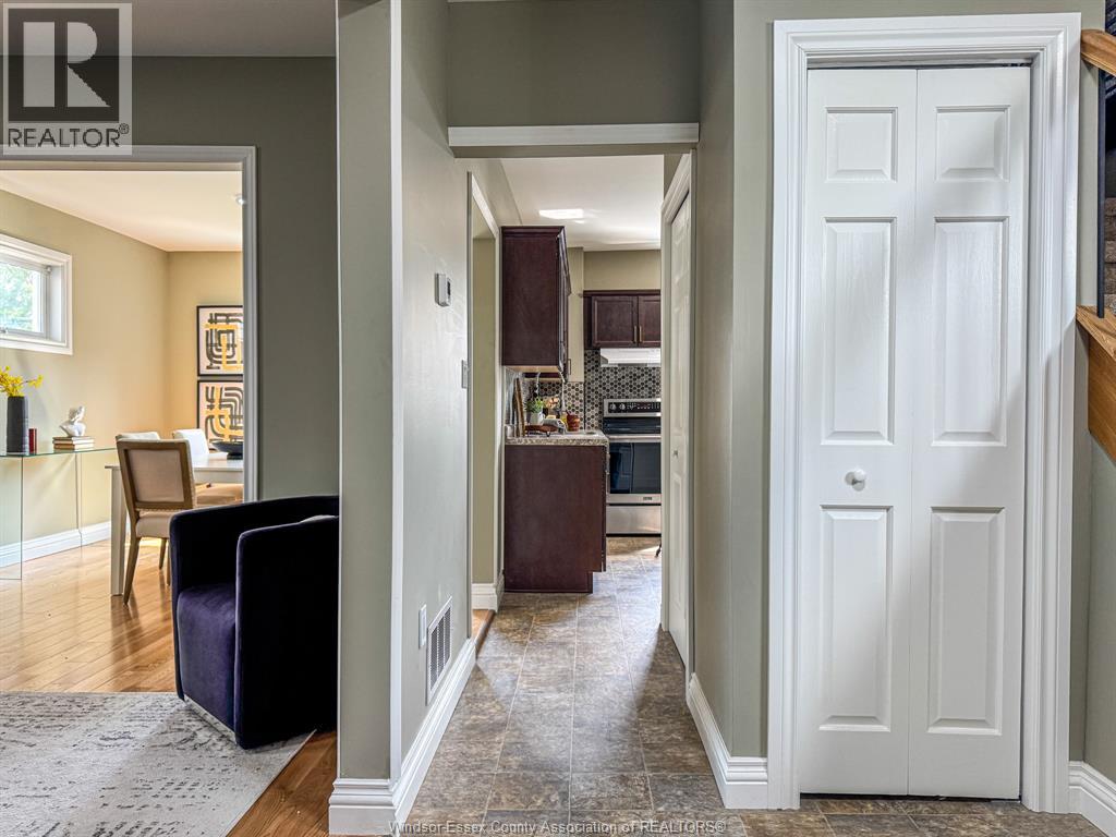 1720 MARENTETTE AVENUE - 4