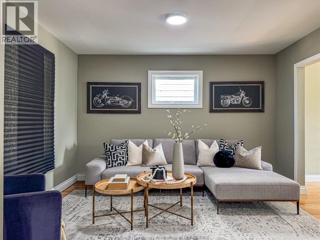 1720 MARENTETTE AVENUE - 7