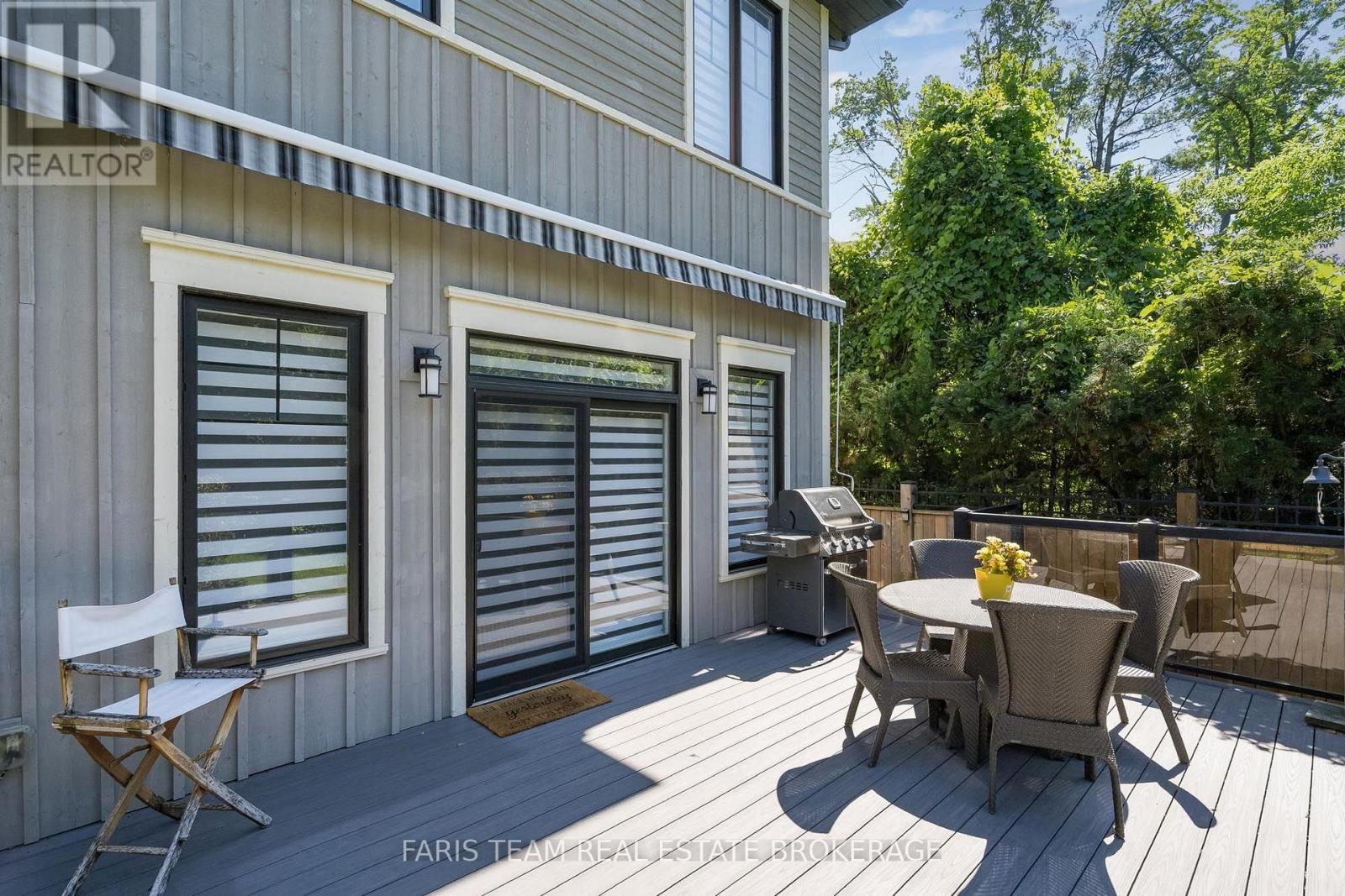 1648 ROSLYN AVENUE - Image 38