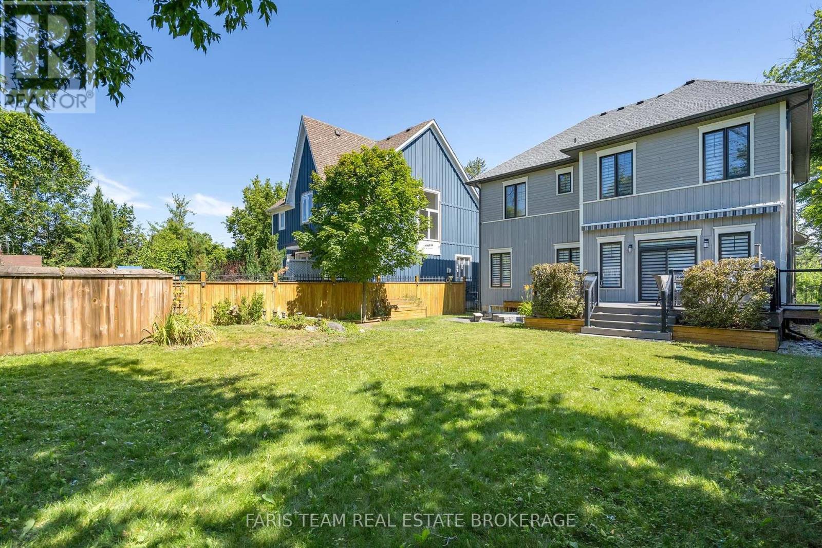 1648 ROSLYN AVENUE - Image 45