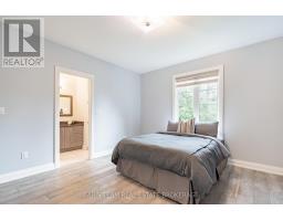 1648 Roslyn Avenue, Innisfil, ON L9S4N2 Photo 24