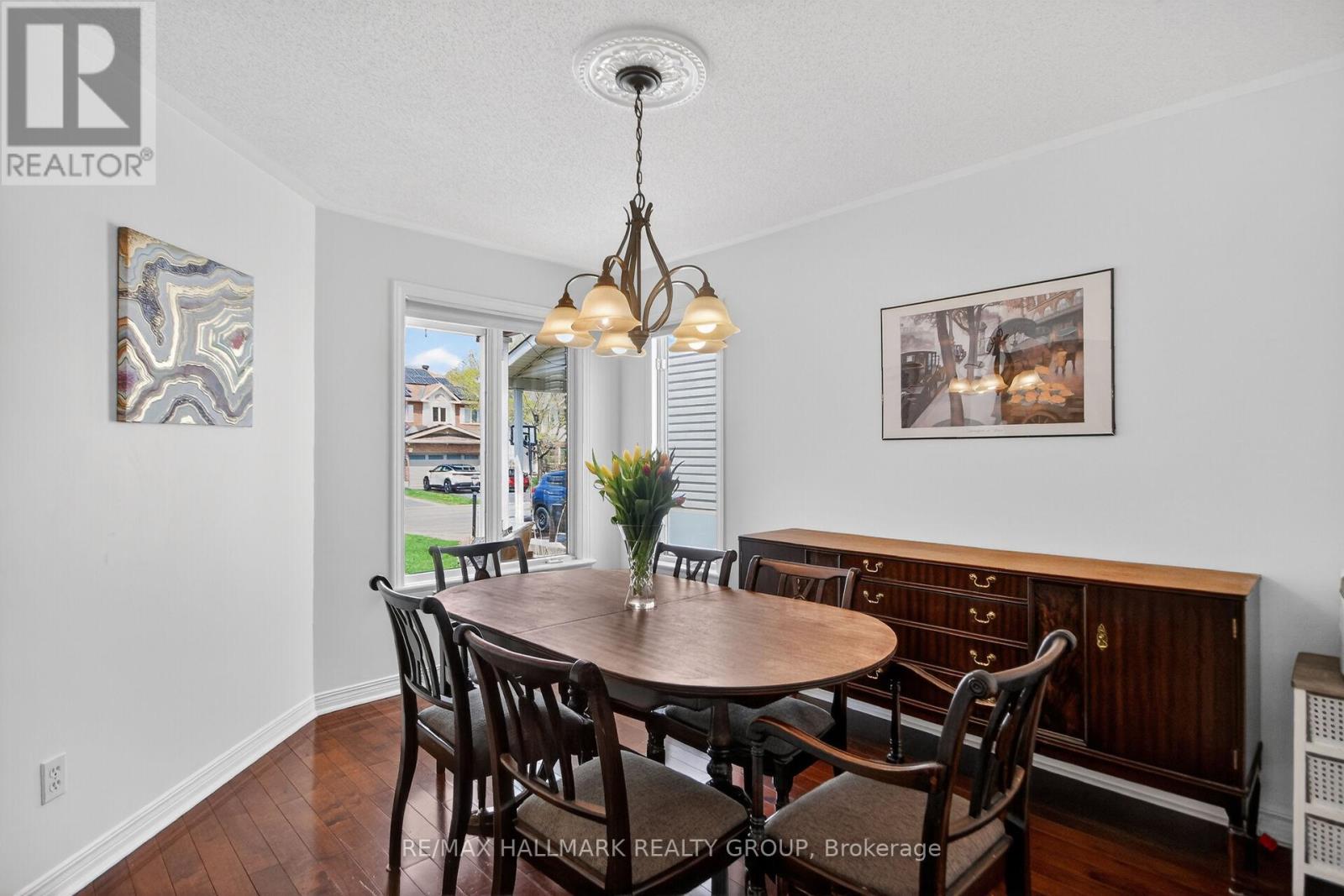 48 AVONMORE CRESCENT - 10