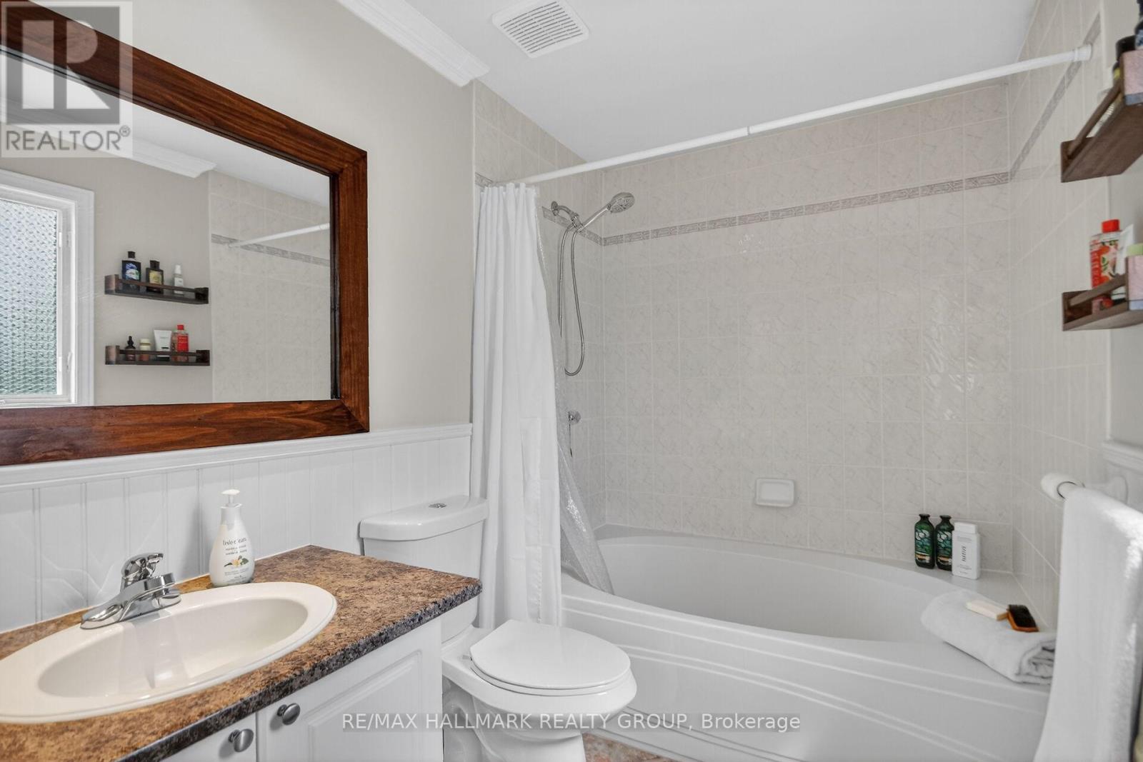 48 AVONMORE CRESCENT - 24