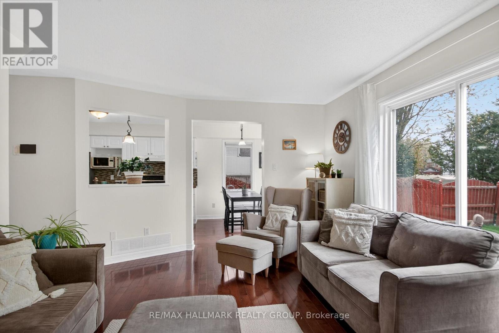48 AVONMORE CRESCENT - 8