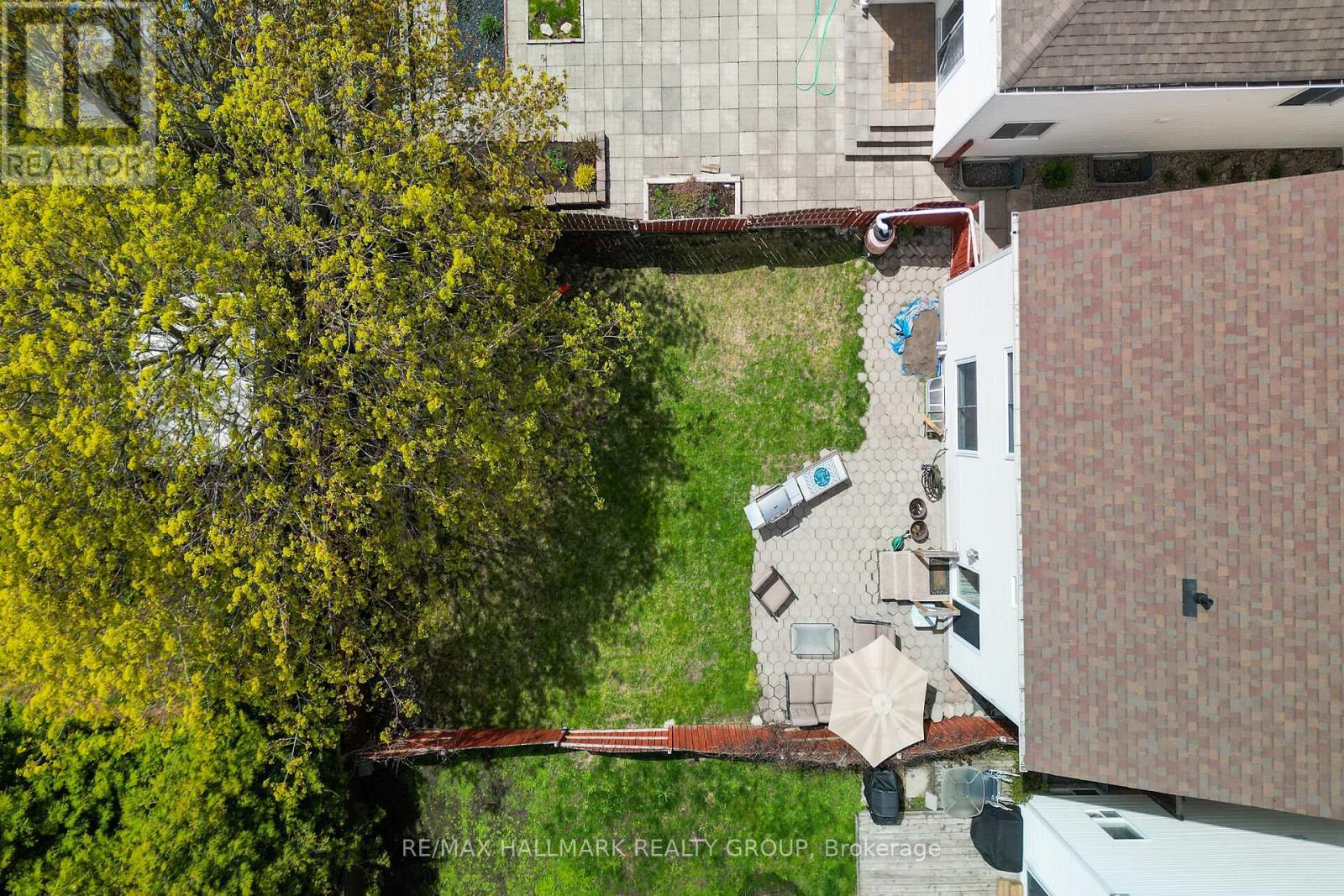 48 AVONMORE CRESCENT - 45