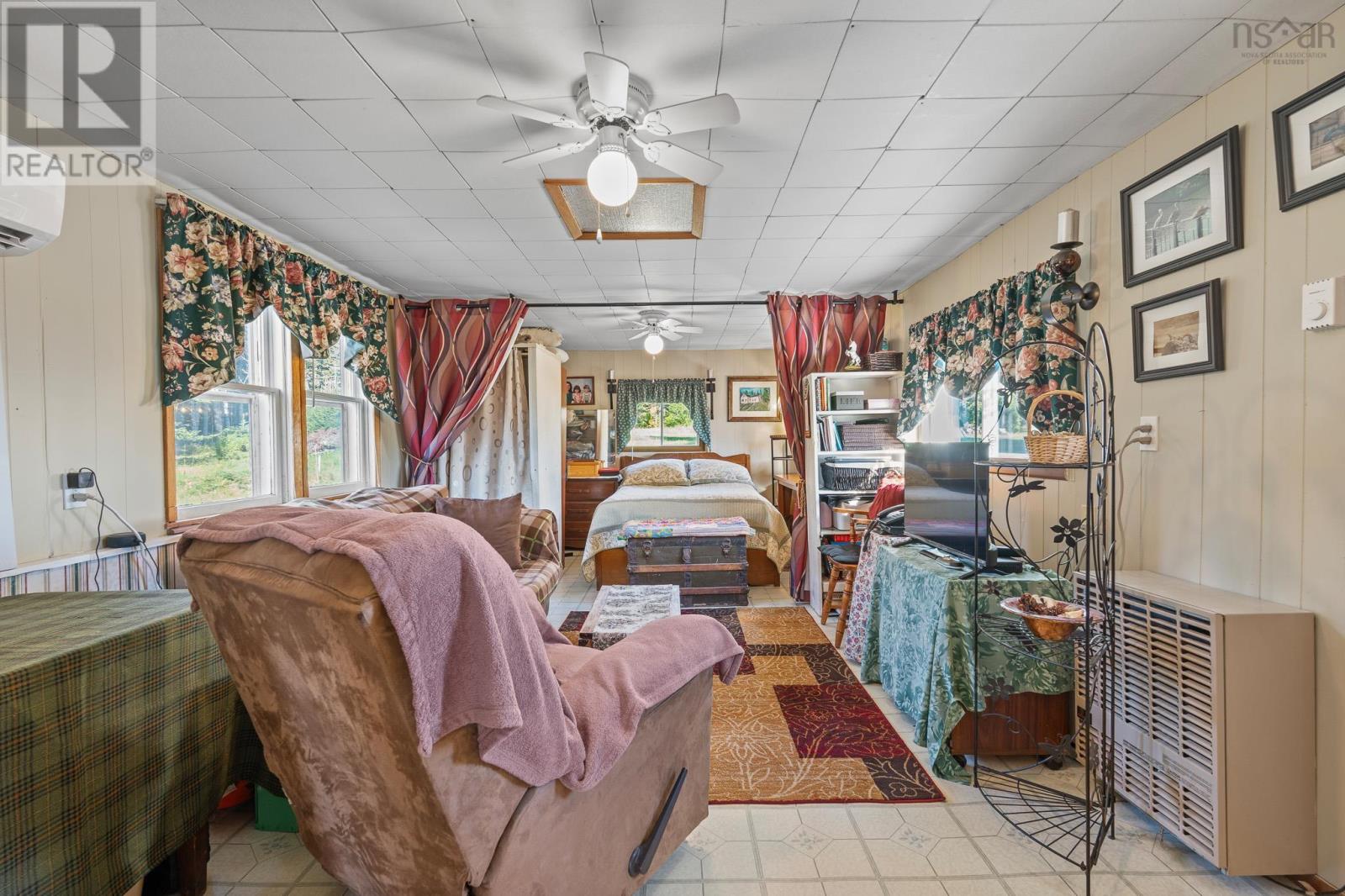 10610 Highway 316 - 38