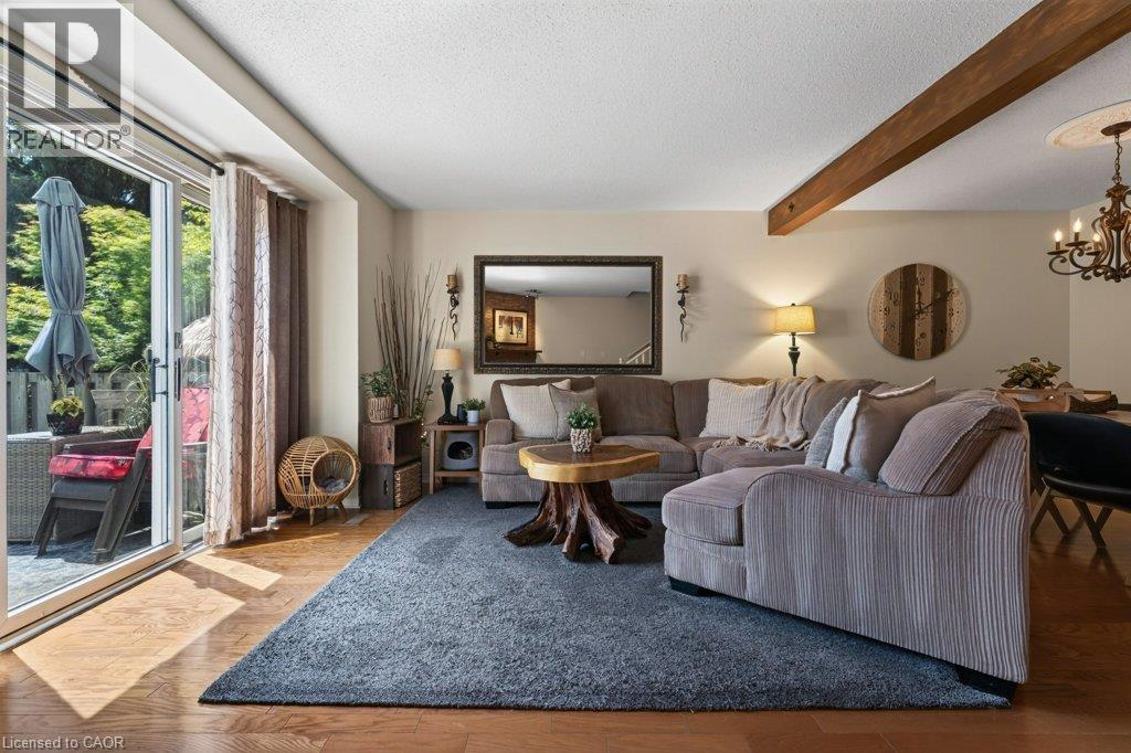 #55 KERMAN Avenue Unit# 55 - Image 9