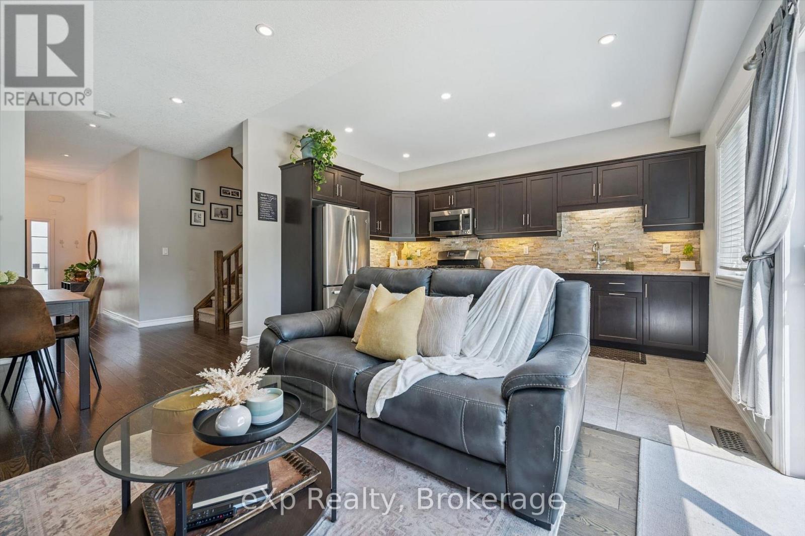 29 GOODALL COURT - Image 11