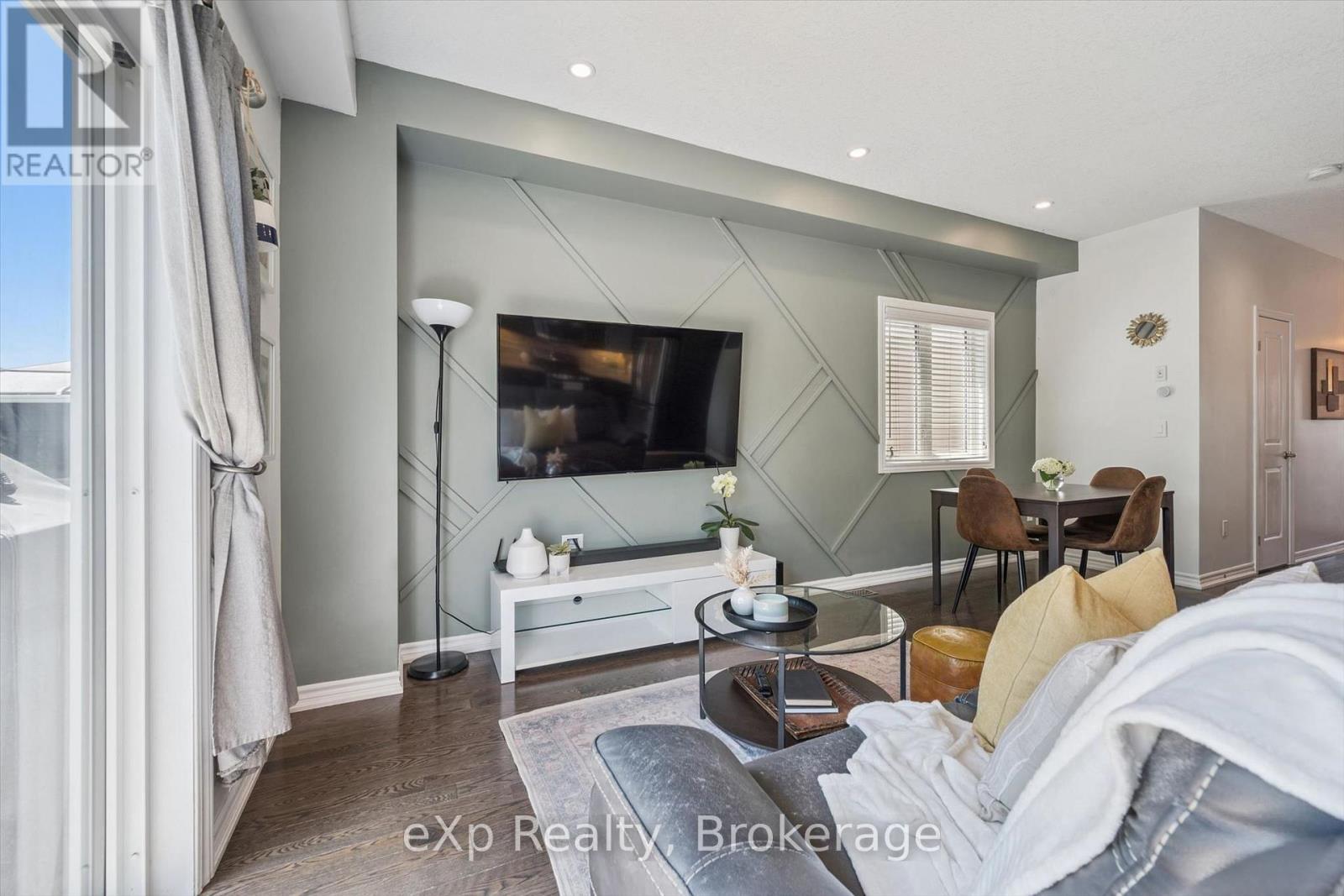 29 GOODALL COURT - 15