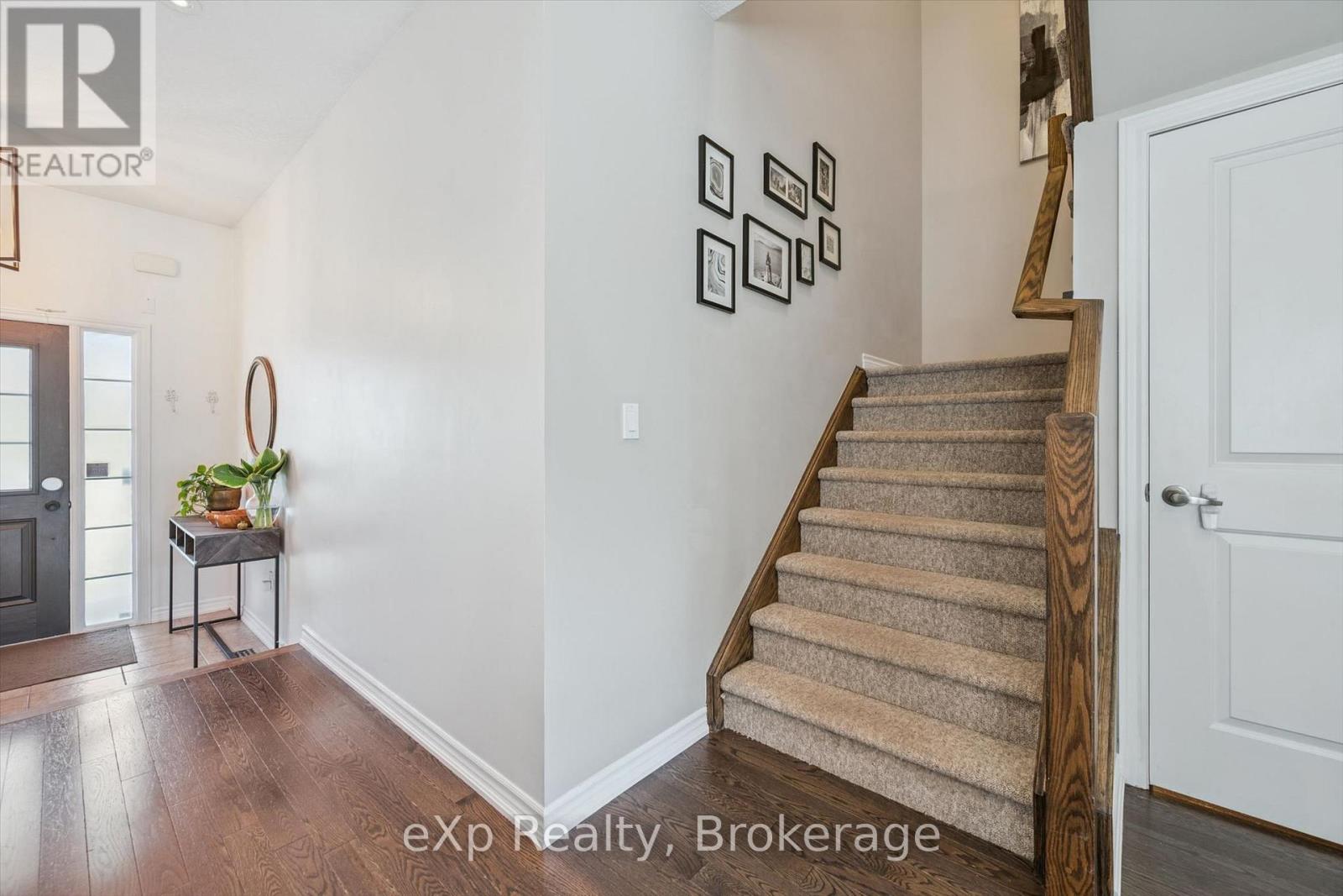 29 GOODALL COURT - 19
