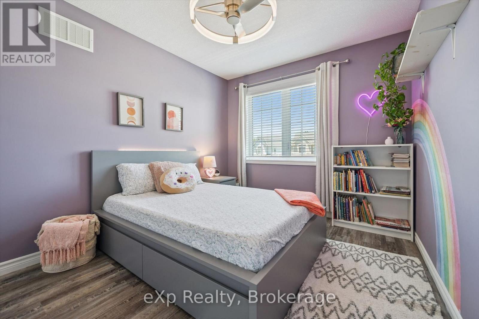 29 GOODALL COURT - 22