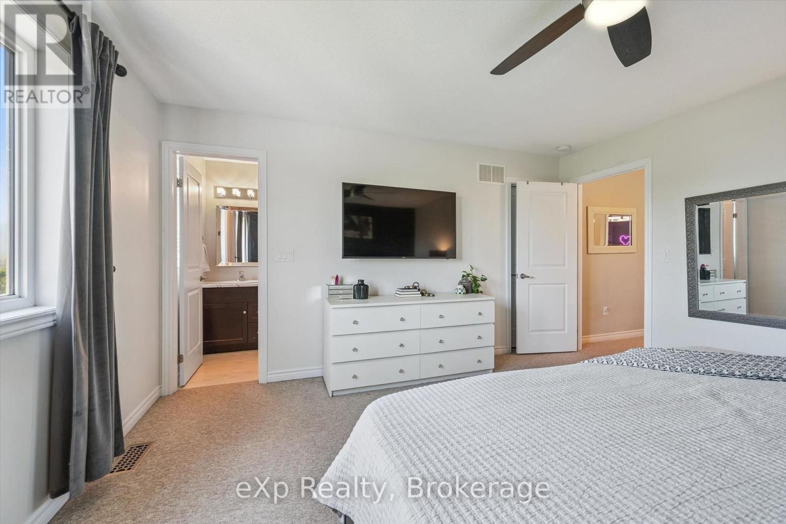 29 GOODALL COURT - 26