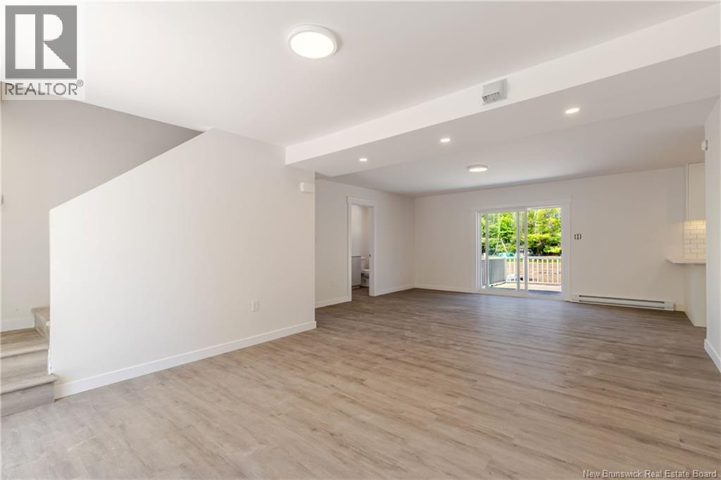 10 Pine Court - 11