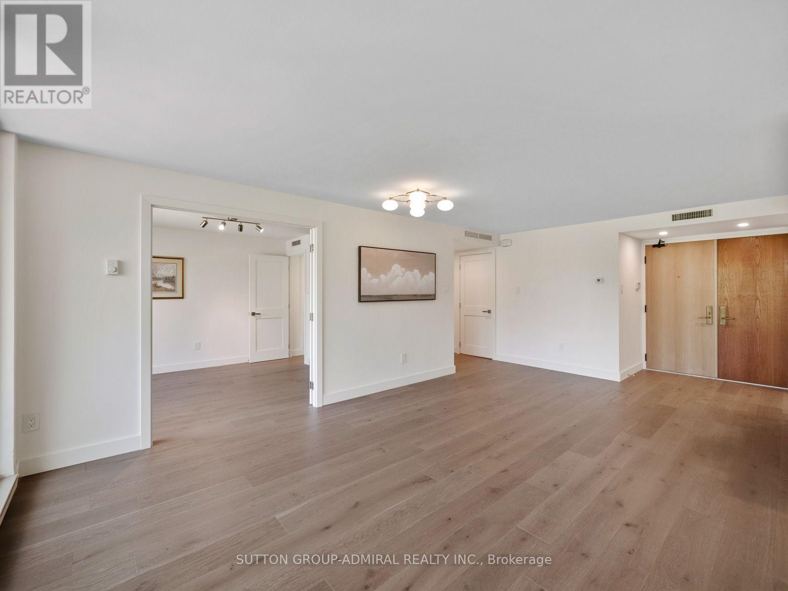 #417 3900 YONGE STREET - Image 15