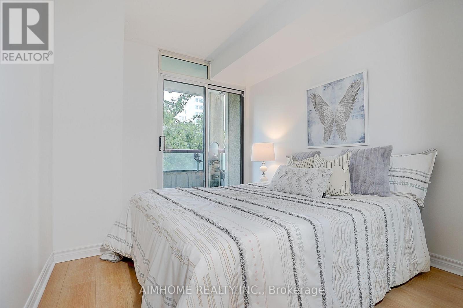 #511 238 DORIS AVENUE - 20