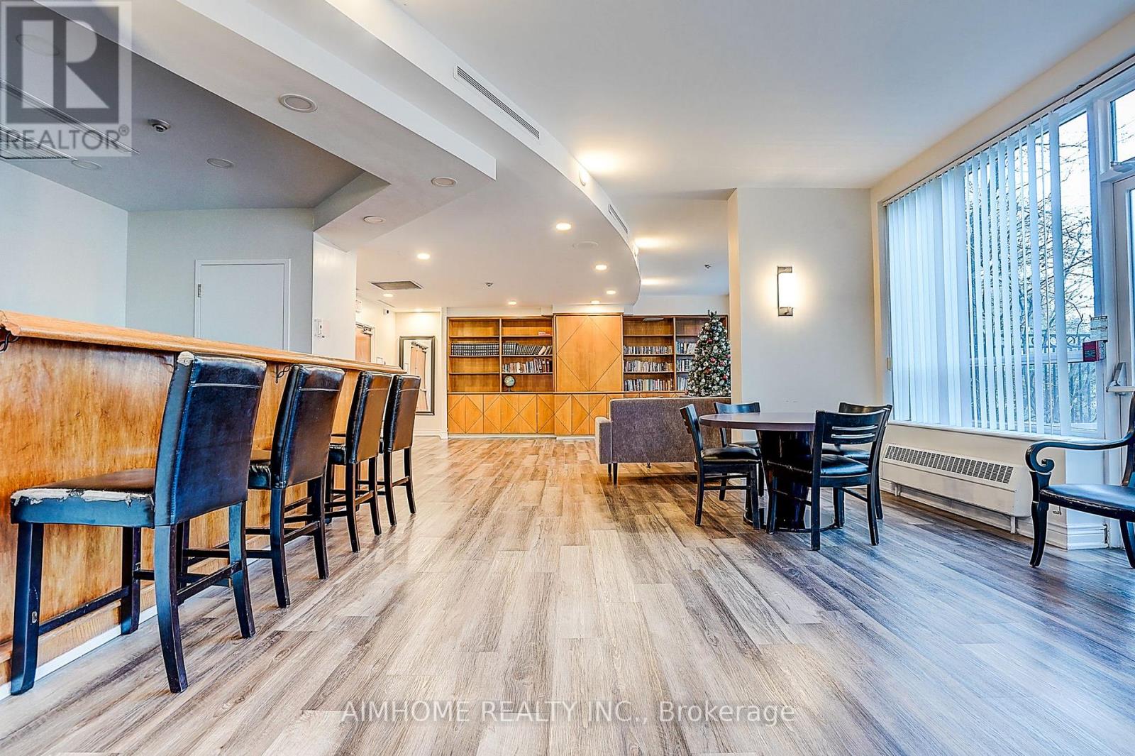 #511 238 DORIS AVENUE - Image 25