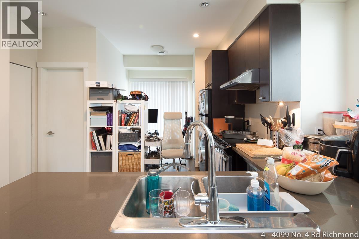 3 Bed, 3 Bath House for Sale in Richmond – 4 4099 NO. 4 ROAD, Richmond – MLS# R3088296 - Image 7