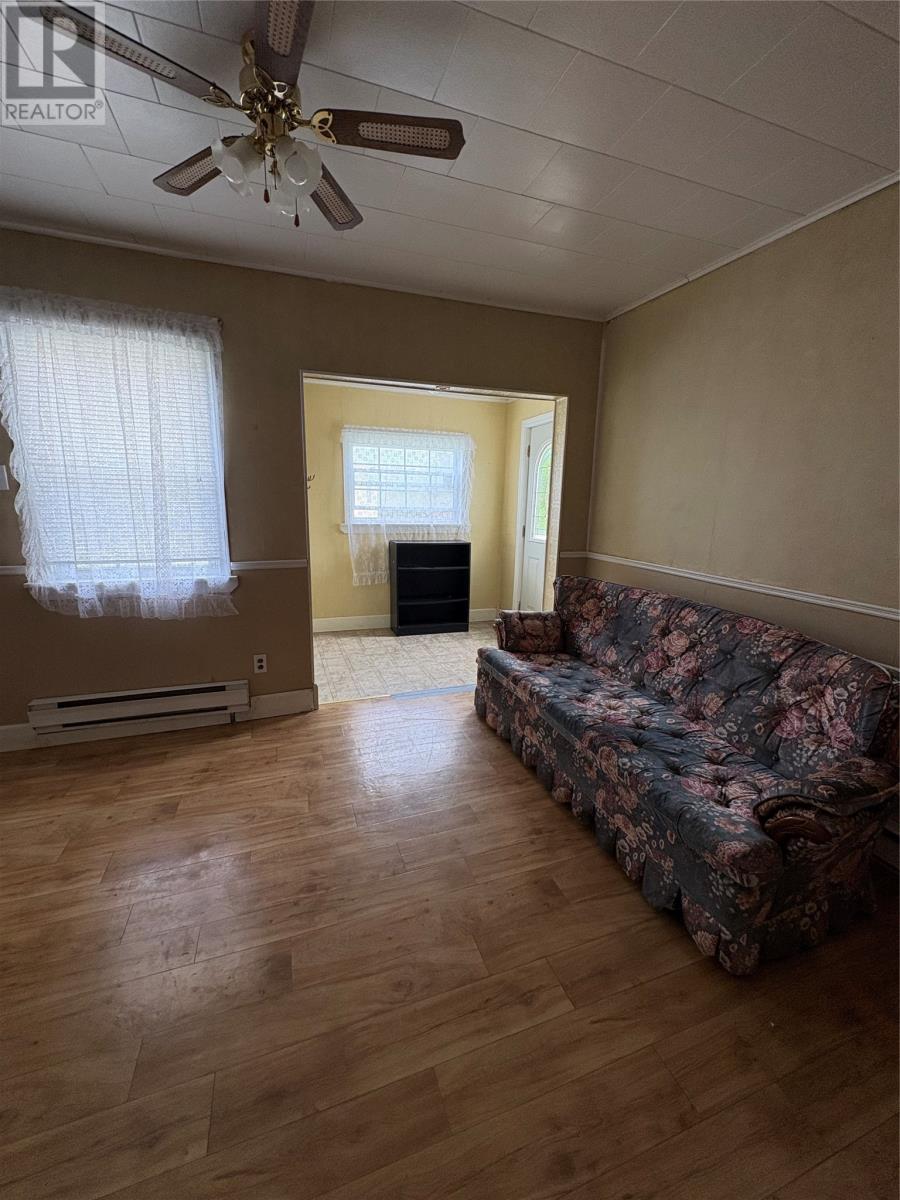 6 Grammar Street - 11