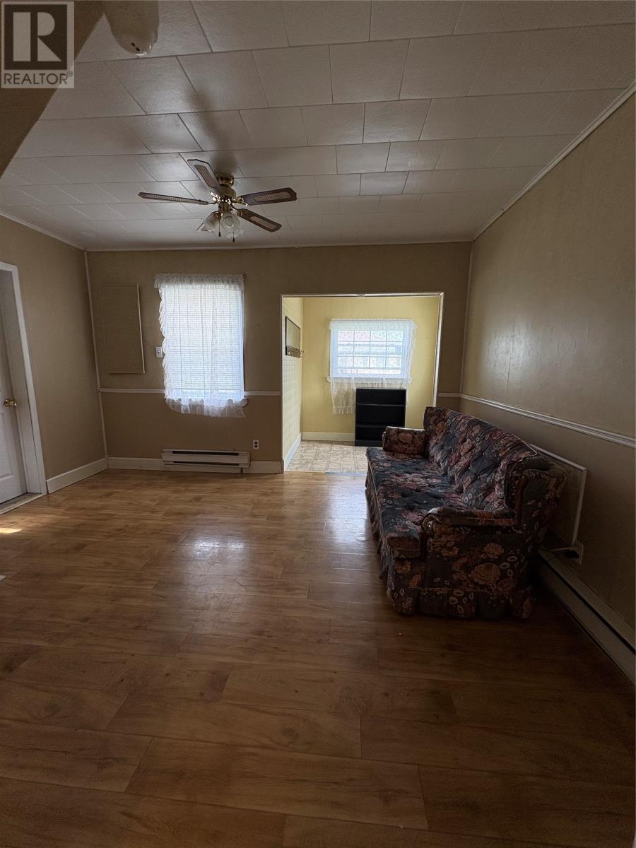 6 Grammar Street - 12