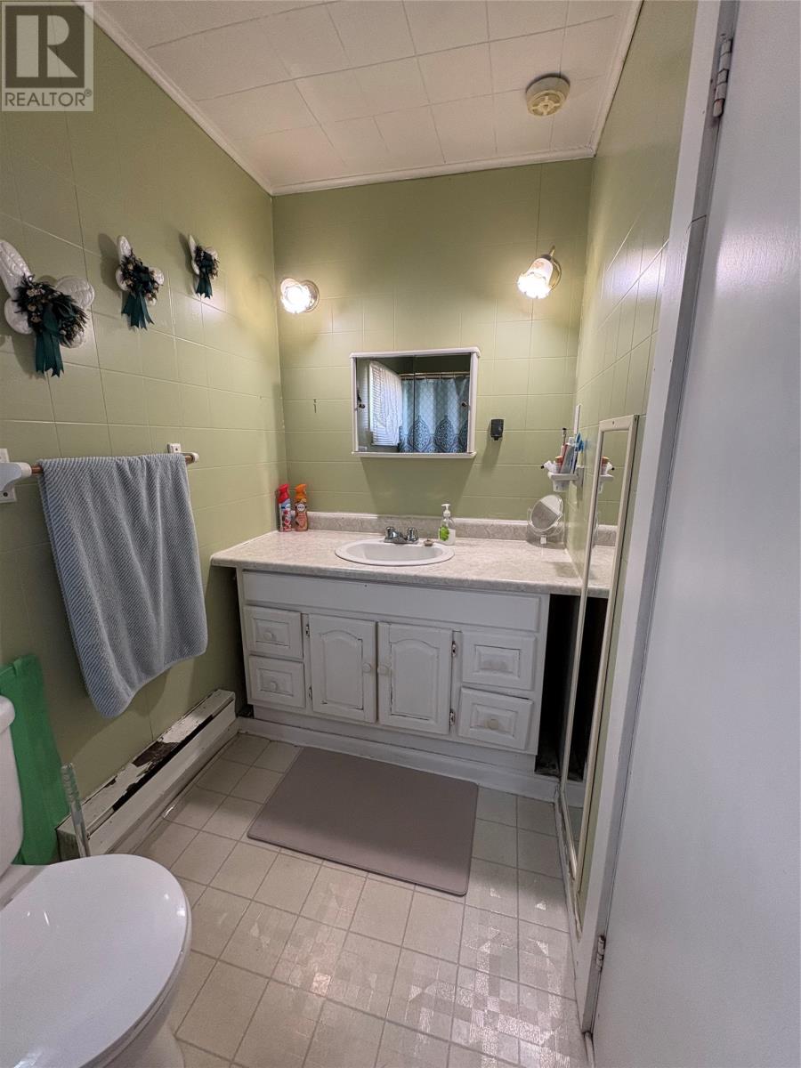 6 Grammar Street - 13