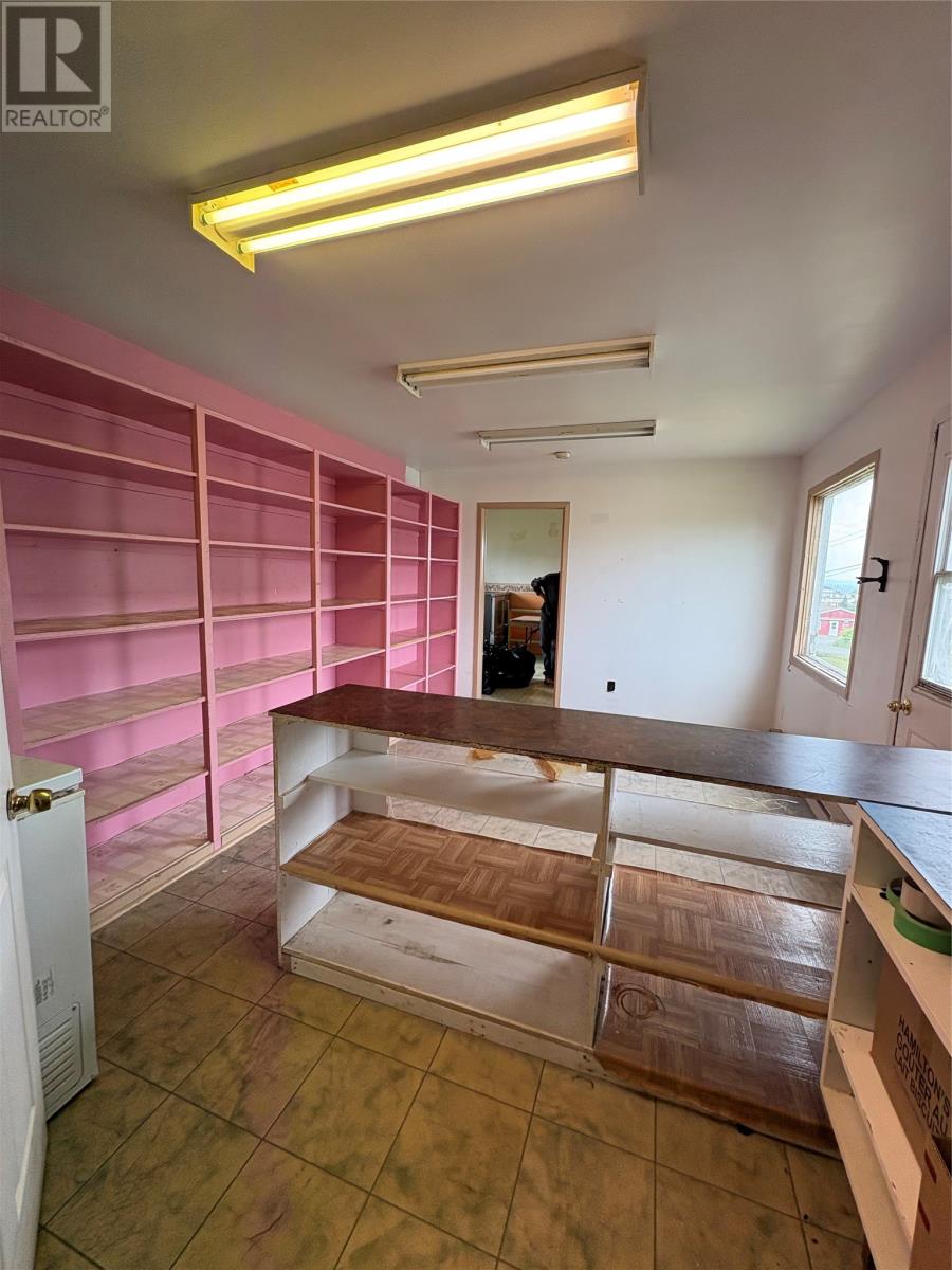6 Grammar Street - 27