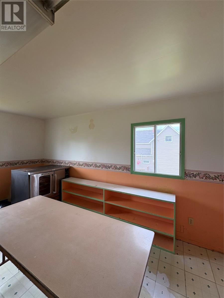 6 Grammar Street - 29