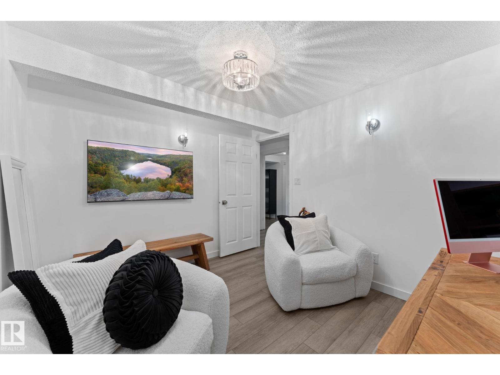 1234 105 ST NW - 31
