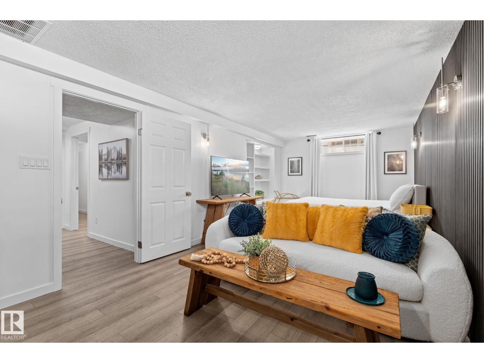 1234 105 ST NW - 35