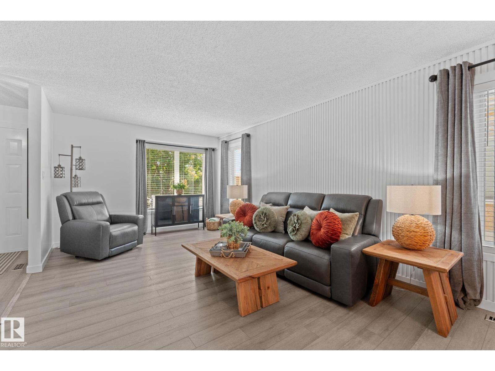 1234 105 ST NW - 6