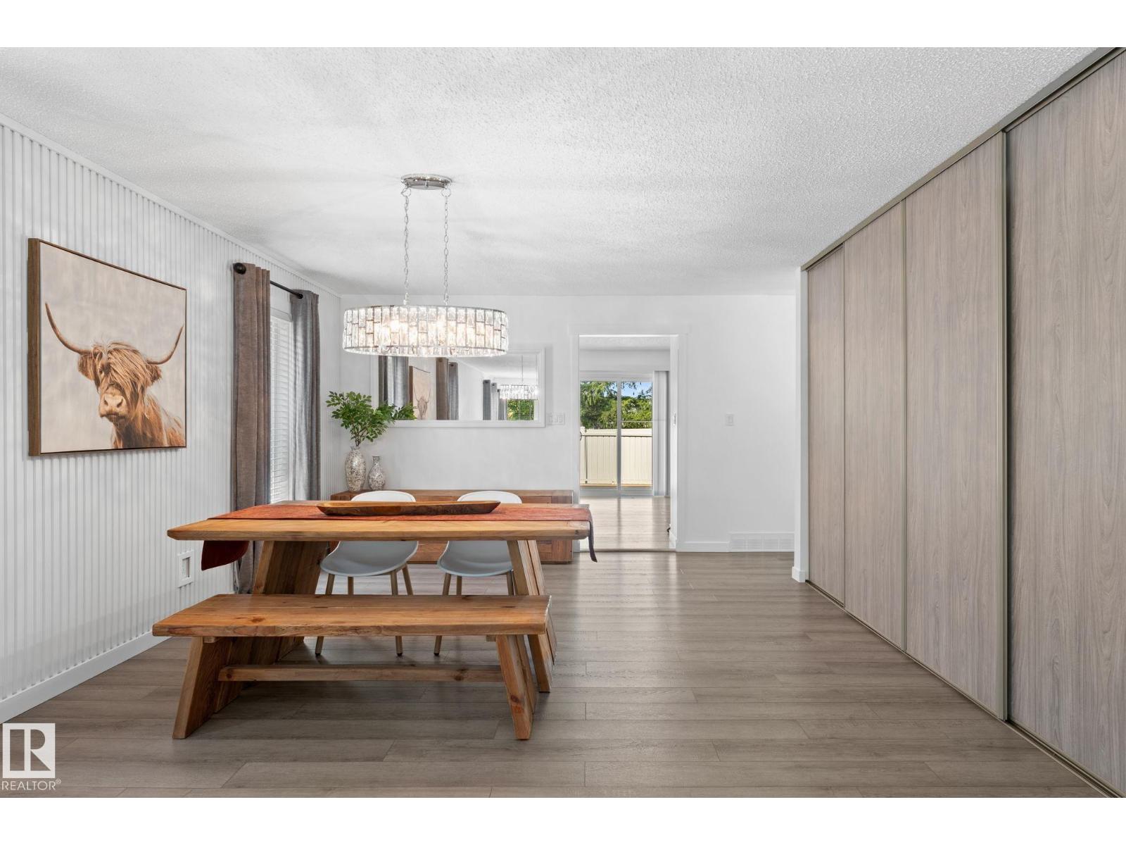 1234 105 ST NW - 9