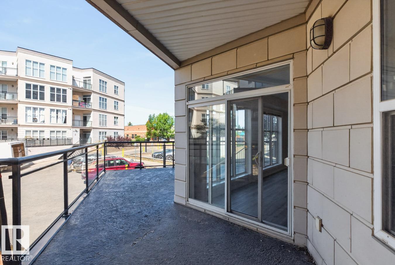 #100 4835 104A ST NW - 22
