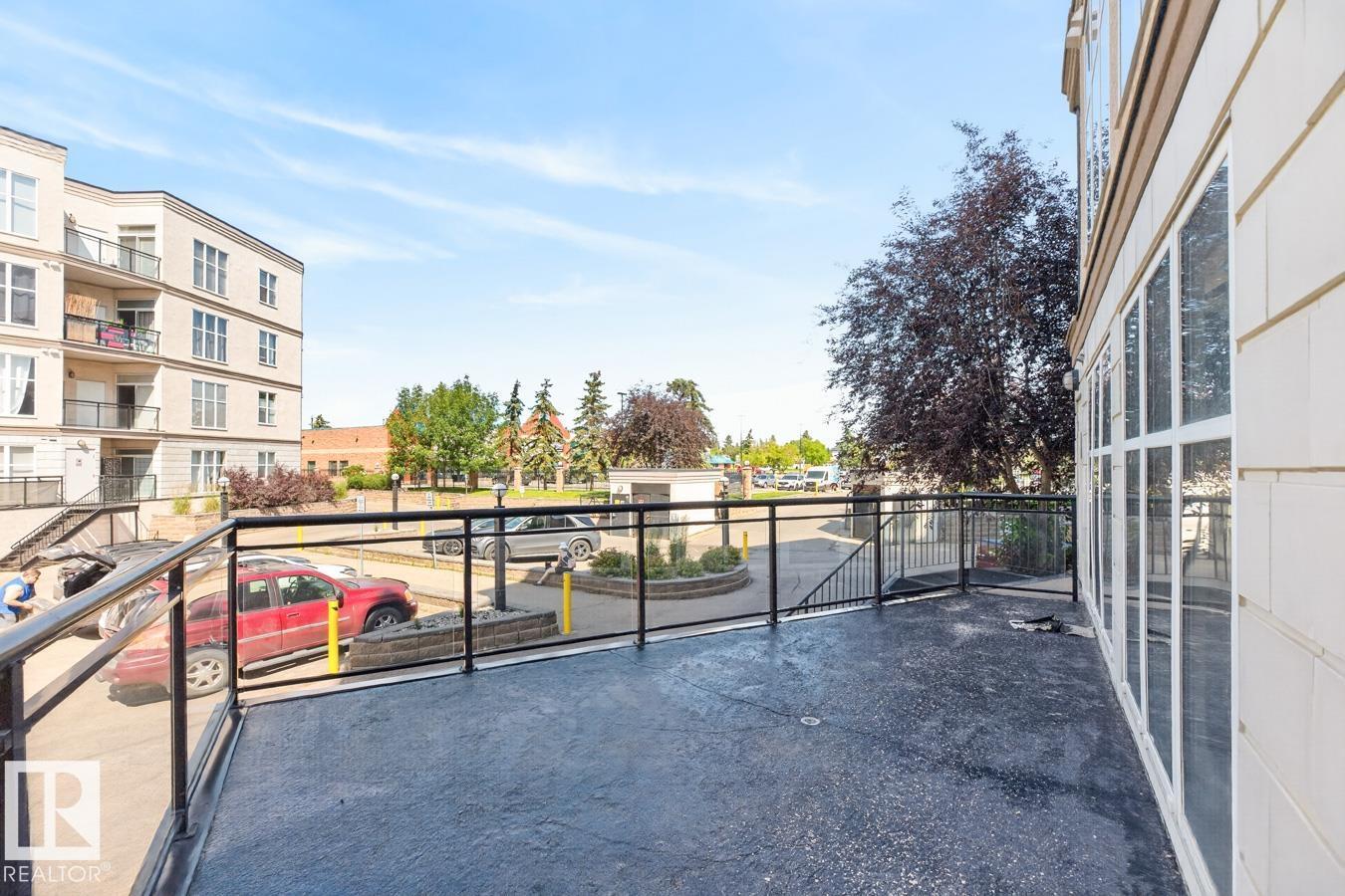 #100 4835 104A ST NW - 23