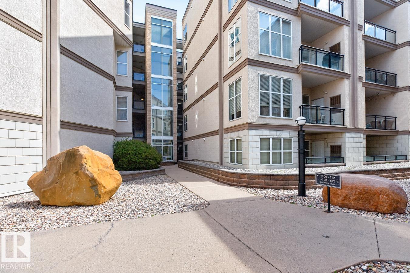 #100 4835 104A ST NW - 26