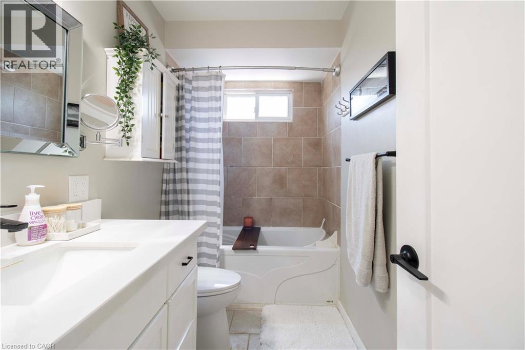 6207 KIRKLAND Drive - Image 24