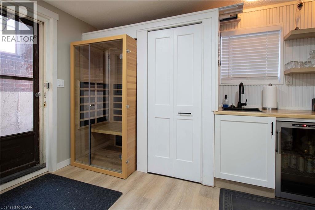 6207 KIRKLAND Drive - Image 31