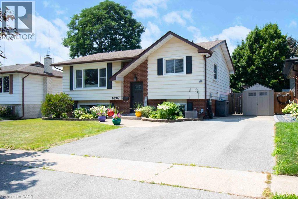 6207 KIRKLAND Drive - Image 2