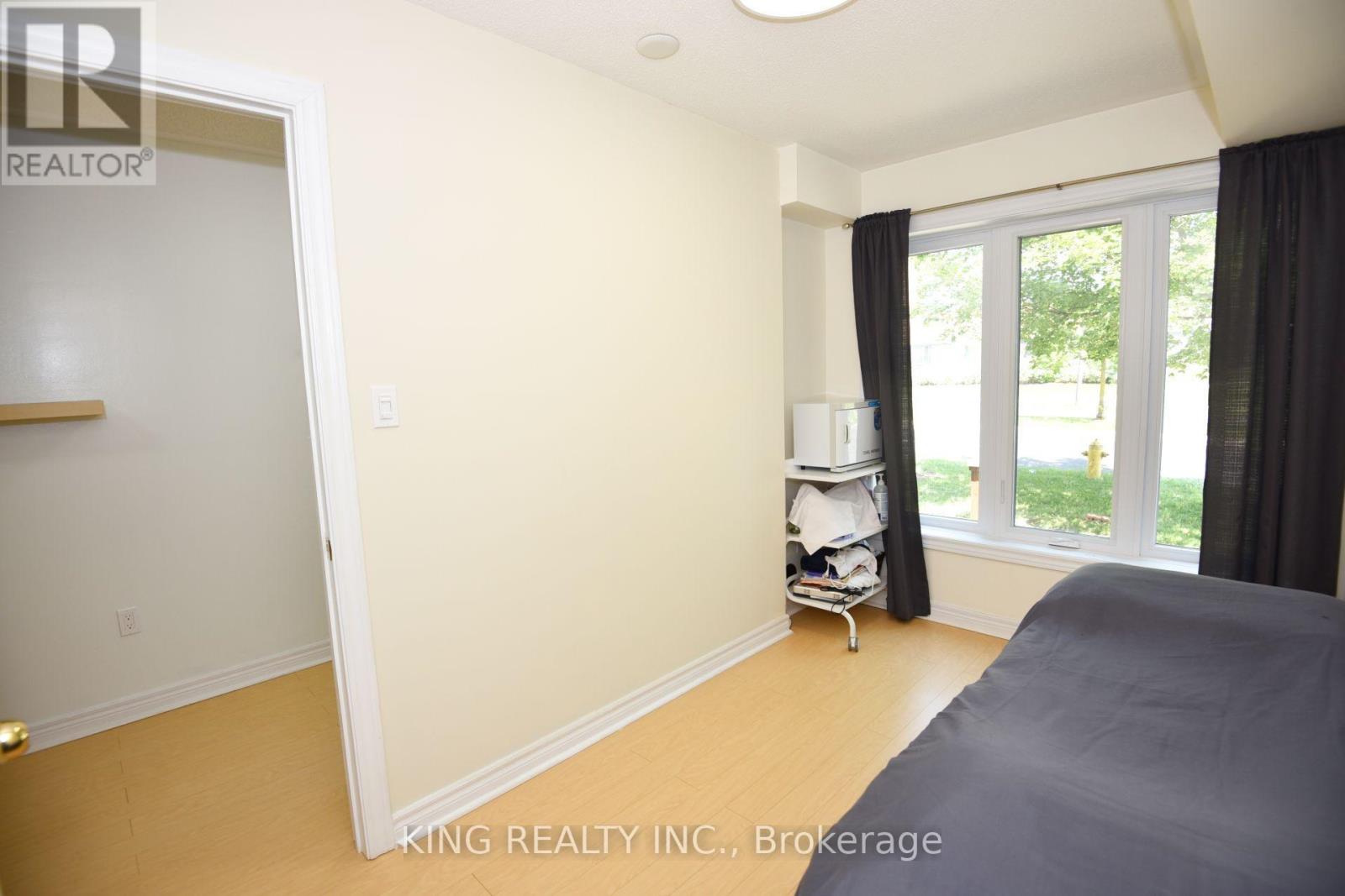 2817 BUR OAK AVENUE - 13