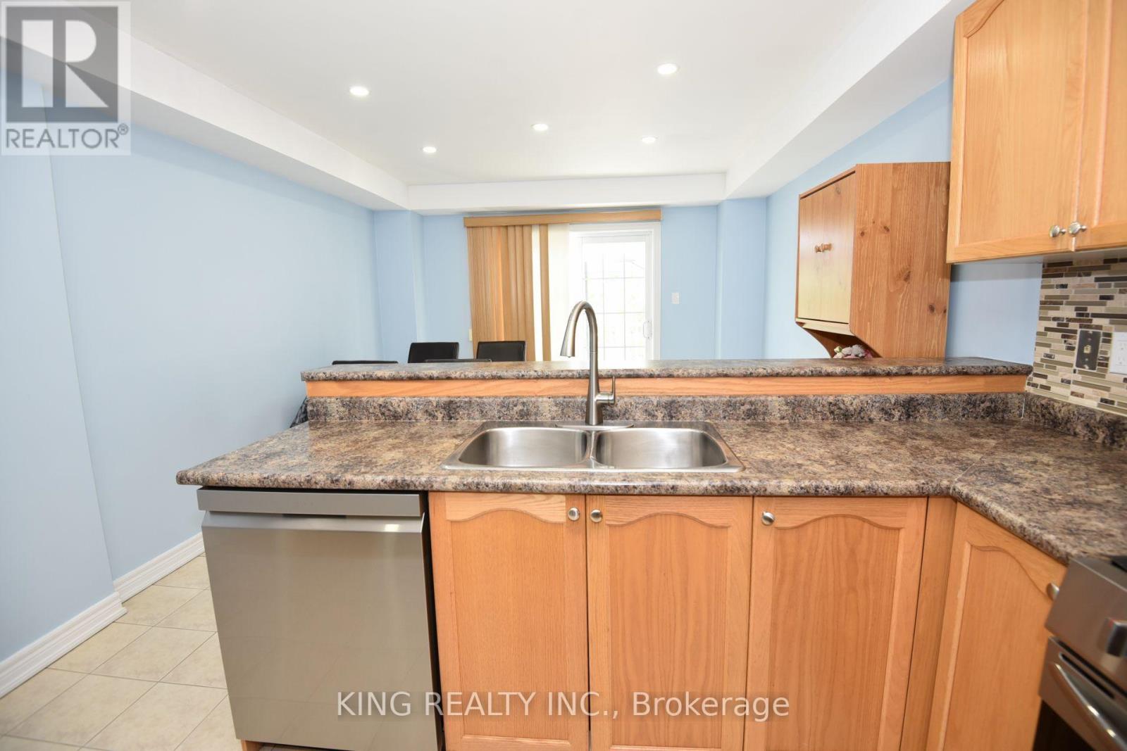 2817 BUR OAK AVENUE - 23