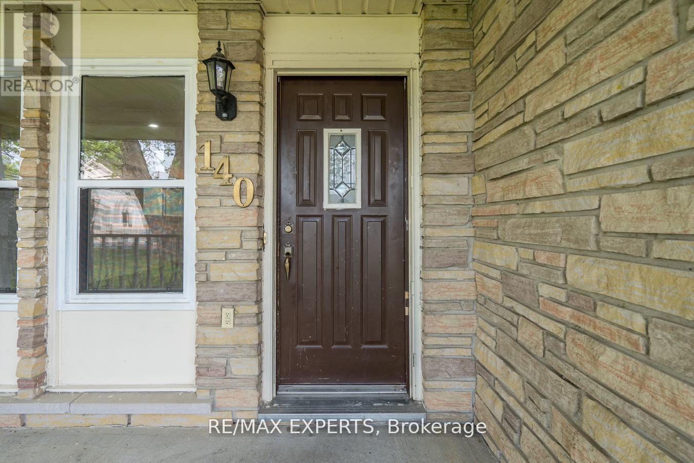 140 SAND ROAD - 6