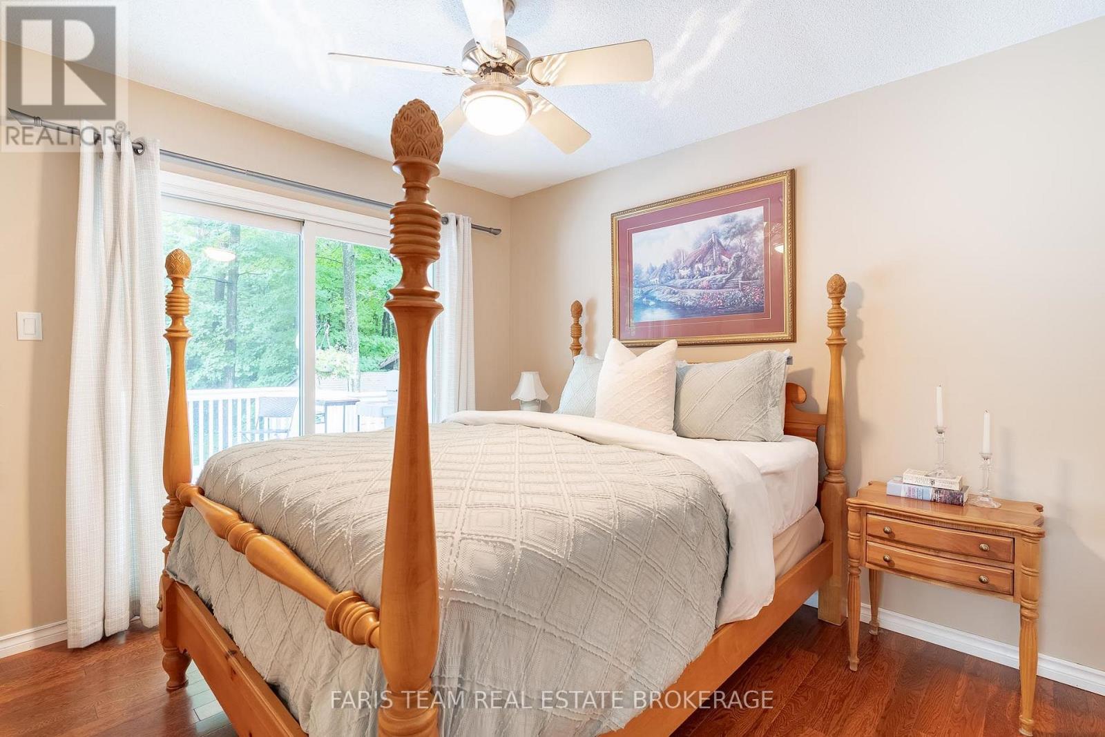 33 ONEIDA CRESCENT - 14